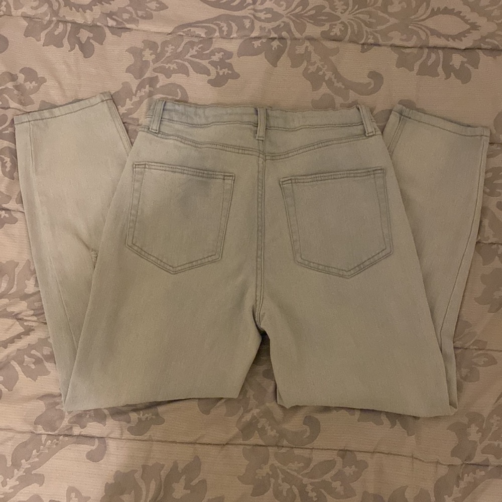 Light ripped mom jeans - Picture 3 of 4